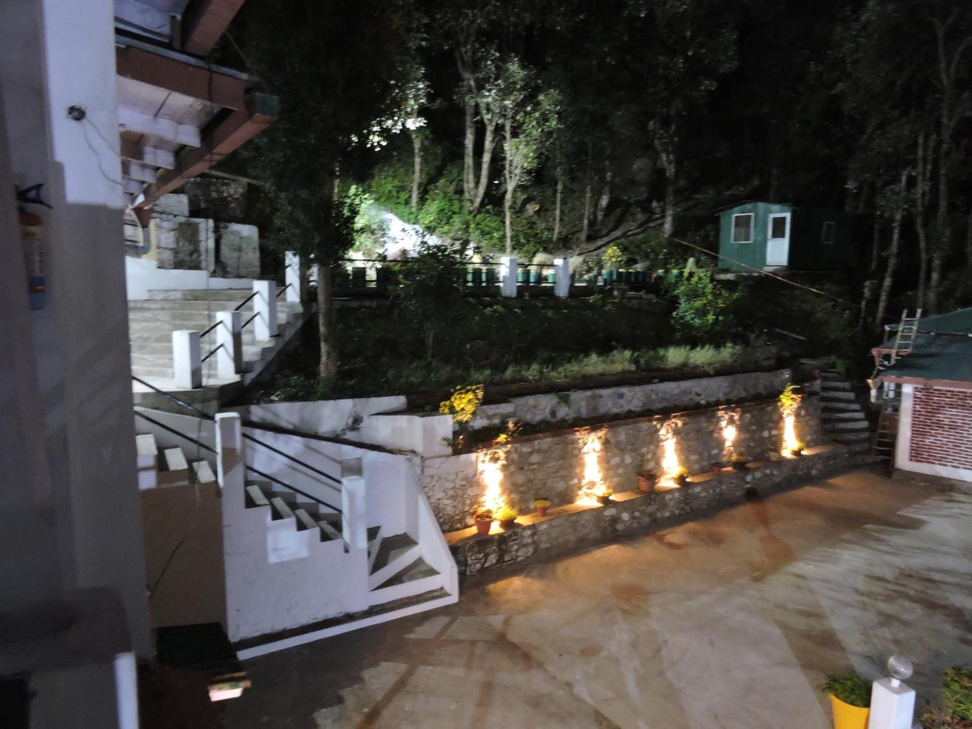 The Manora Woods - Private Hill Top, Gethiya, Nainital Buitenkant foto